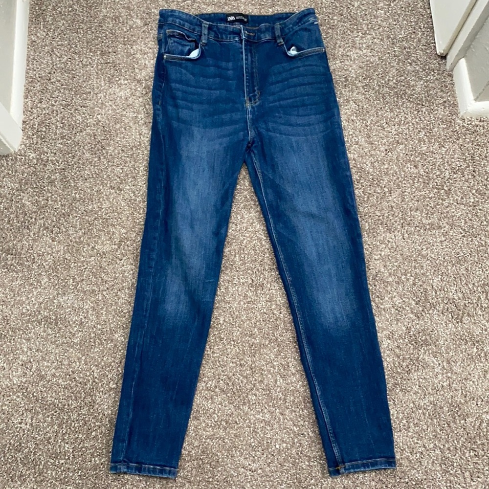 Zara’s jeans